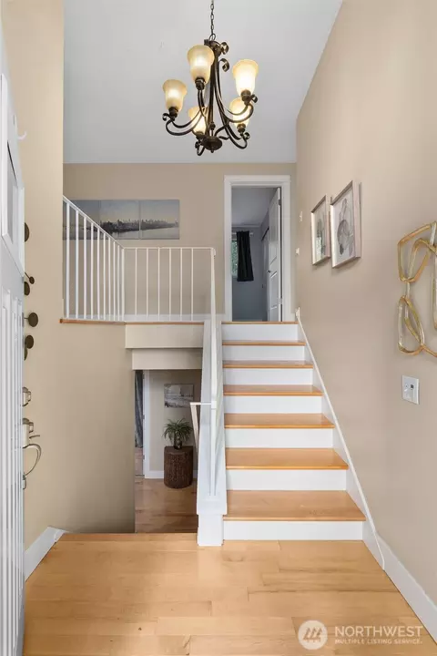 Entry Way - 15023 108th Pl NE, Bothell, WA 98011 photo 2 of 2