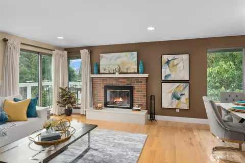 Living - 15023 108th Pl NE, Bothell, WA 98011 photo 3 of 7