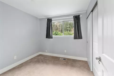 Bedroom - 15023 108th Pl NE, Bothell, WA 98011 photo 1 of 7