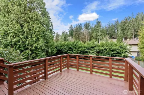 Exterior - 15023 108th Pl NE, Bothell, WA 98011 photo 4 of 8