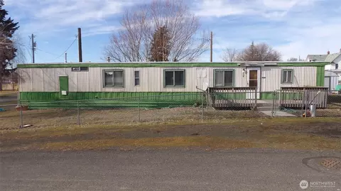 512 S Walla Walla St, Sprague, WA 99032
