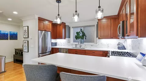 222 A 12th Ave E, Seattle, WA 98102 photo 13