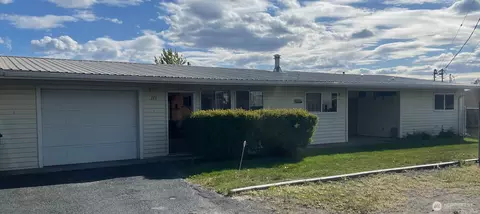 313 Offutt Dr NE, Moses Lake, WA 98837