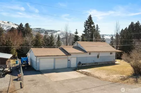 2391 Albin Dr, Entiat, WA 98822