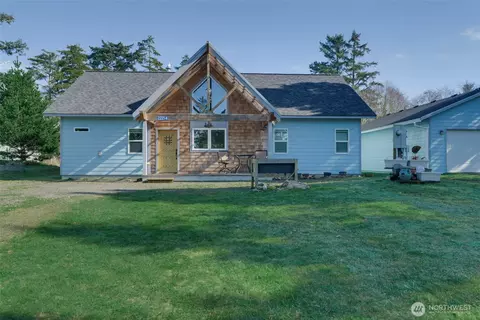 22214 V St, Ocean Park, WA 98640