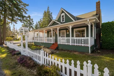 17555 Fremont Ave N, Shoreline, WA 98133