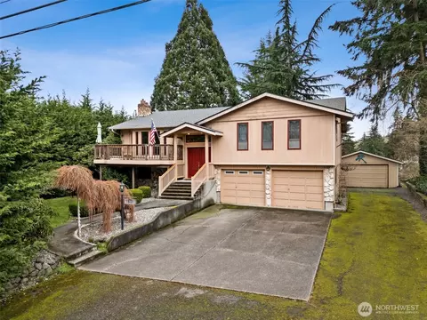 1511 9th St SE, Puyallup, WA 98372