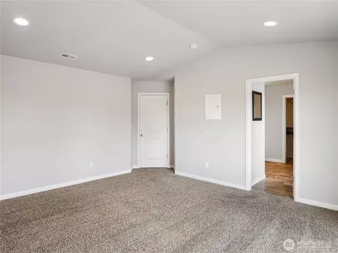 20119 19th Ave E, Spanaway, WA 98387 photo 27