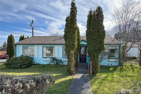 515 Washington St, Port Angeles, WA 98362