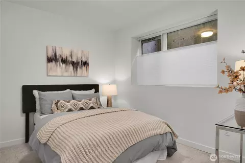710 11th Ave E #D, Seattle, WA 98102 photo 8