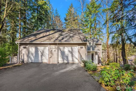 4279 152nd Ct SE #4B, Bellevue, WA 98006