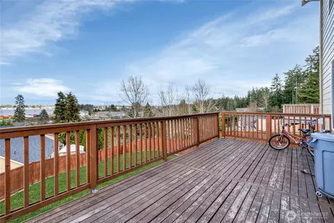 Exterior - 4015 202nd St E, Spanaway, WA 98387 photo 2 of 5