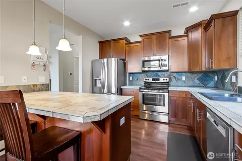 Kitchen - 4015 202nd St E, Spanaway, WA 98387 photo 1 of 2