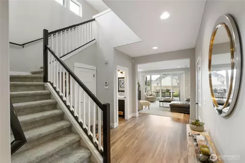 482 Sigrist Dr E, Enumclaw, WA 98022 photo 4