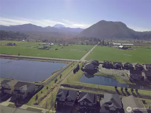 482 Sigrist Dr E, Enumclaw, WA 98022 photo 36