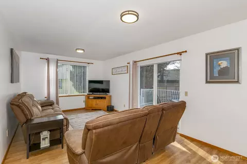 Living - 7618 Rainier Dr, Everett, WA 98203 photo 1 of 3