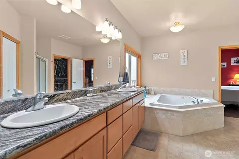 Bath - 14815 155th Street Ct E, Orting, WA 98360 photo 2 of 7