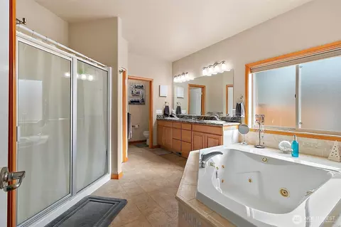 Bath - 14815 155th Street Ct E, Orting, WA 98360 photo 1 of 7