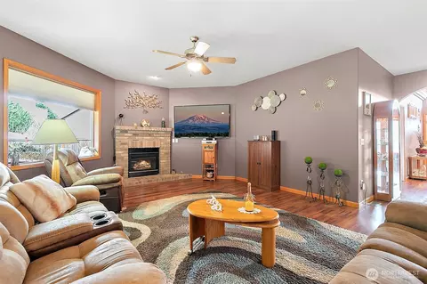 Living - 14815 155th Street Ct E, Orting, WA 98360 photo 2 of 5