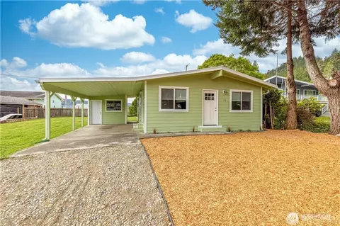 190 N Ayock Beach Dr, Lilliwaup, WA 98555