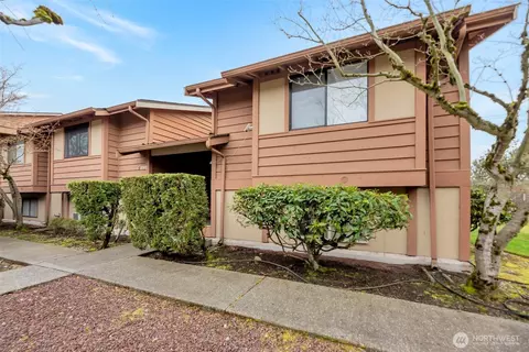4818 S 187th Pl #C205, Seatac, WA 98188