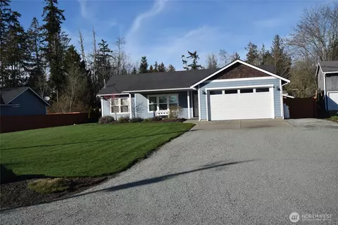 842 Saratoga Way, Camano Island, WA 98282