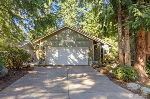 22252 Woodruff Pl NE, Poulsbo, WA 98370