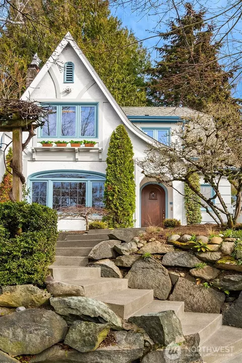 1918 Federal Ave E, Seattle, WA 98102
