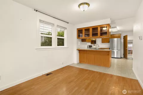 Living - 2108 Colby Ave, Everett, WA 98201 photo 5 of 6