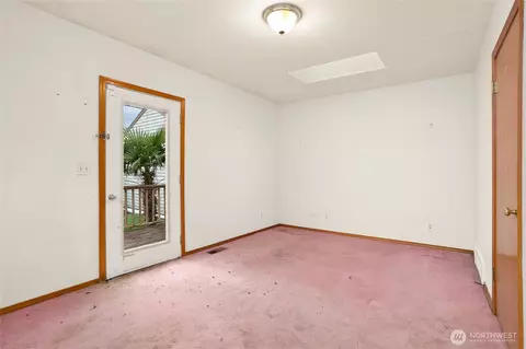 Bedroom - 2108 Colby Ave, Everett, WA 98201 photo 3 of 8