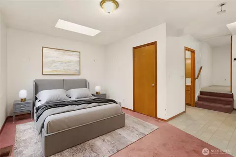Bedroom - 2108 Colby Ave, Everett, WA 98201 photo 1 of 8