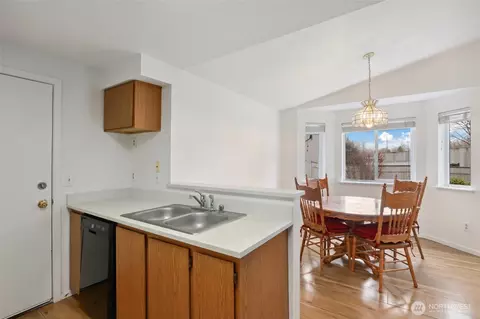 Dining - 14542 136th Street Ct E, Orting, WA 98360 photo 4 of 4