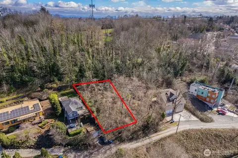 44 Nn 23rd Ave SW, Seattle, WA 98106