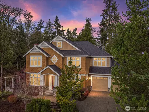 19830 NE 42nd St, Sammamish, WA 98074