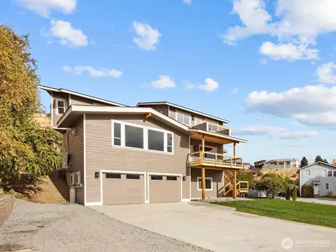 103 Stormy Mountain Way, Chelan, WA 98816