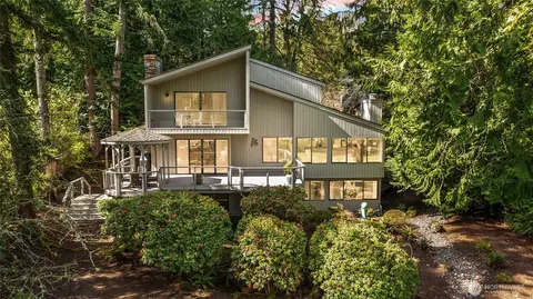2310 216th Pl NE, Sammamish, WA 98074
