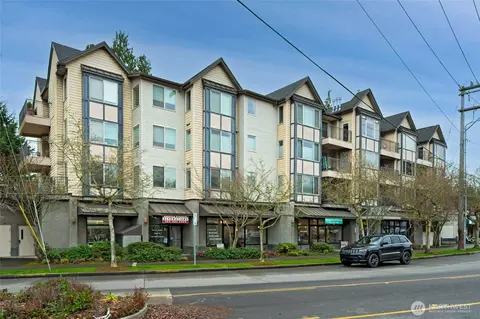 3121 W Government Way #205, Seattle, WA 98199