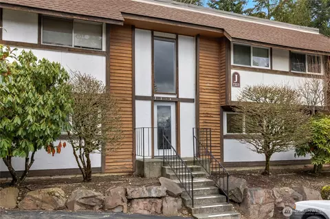 7223 224th St S #J3, Edmonds, WA 98026
