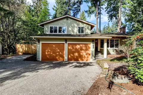 17324 Meadowdale Beach Rd, Edmonds, WA 98026