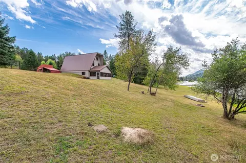 Exterior - 222 W Joyner Dr, Cusick, WA 99119 photo 6 of 7