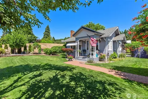 3251 NW Empire Ave, East Wenatchee, WA 98802