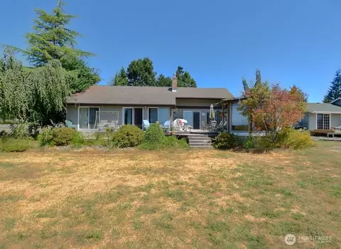 5513 Salish Rd, Blaine, WA 98230
