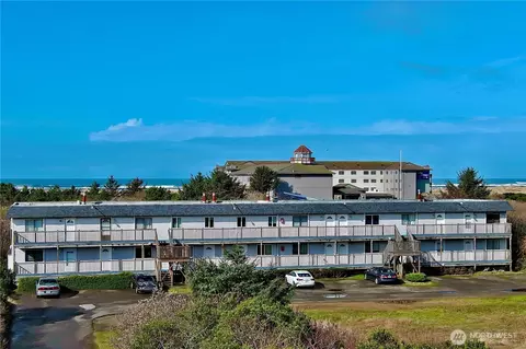 865 Cuddy Ct #108A, Ocean Shores, WA 98569