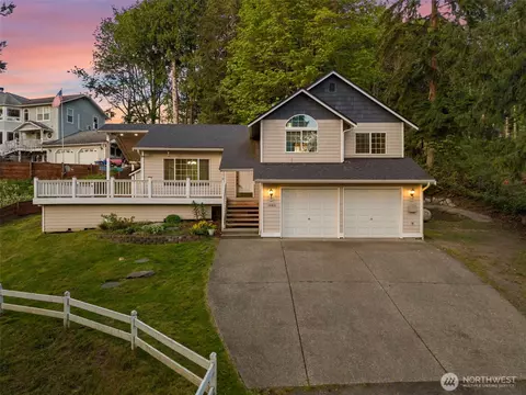 34410 Bridge View Dr NE, Kingston, WA 98346