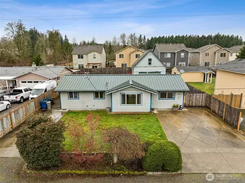 17006 SE 264th St, Covington, WA 98042