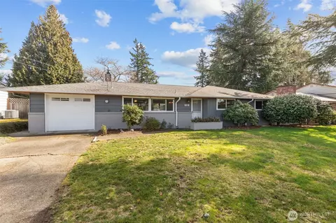 1818 Blaine Ave NE, Renton, WA 98056