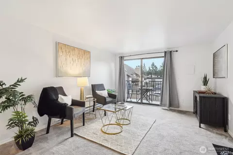 12434 Ambaum Blvd SW #208, Burien, WA 98146