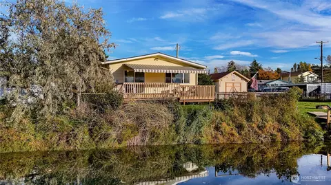 7567 Morrison Ave, Blaine, WA 98230