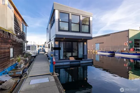 2524 Westlake Ave N #D, Seattle, WA 98109