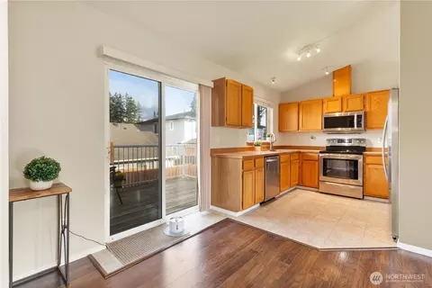 6929 Highland Dr, Everett, WA 98203 photo 12